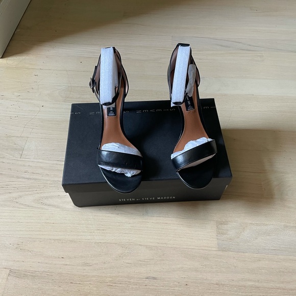Steve Madden Women’s Heels size 6.5 - Picture 4 of 13